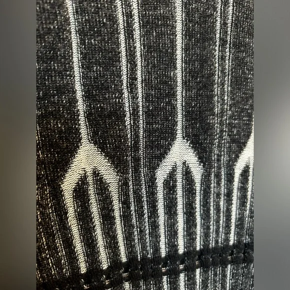 Bodycon sweater dress - Picture 7 of 8